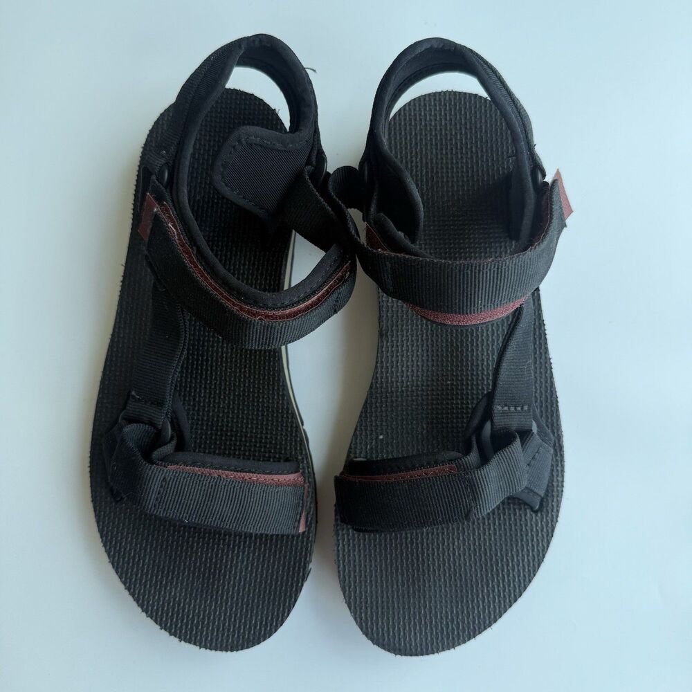 Teva Women's Universal Trail Sandals Black/Burgundy Size 9